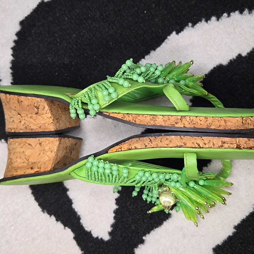 Green Floral Embellished Sandals with Flat Footbed - Picture 5 of 9